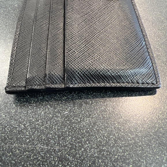 Men’s Prada Saffiano card wallet - Picture 4 of 7